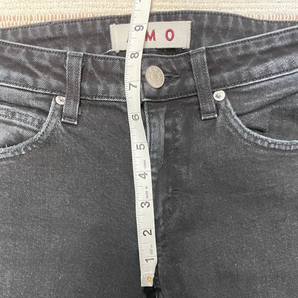| AMO | Stix Crop black magic jeans. Size 25. - Picture 7 of 8